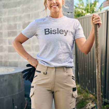 Womens Flex and Move 4-way stretch zip cargo short